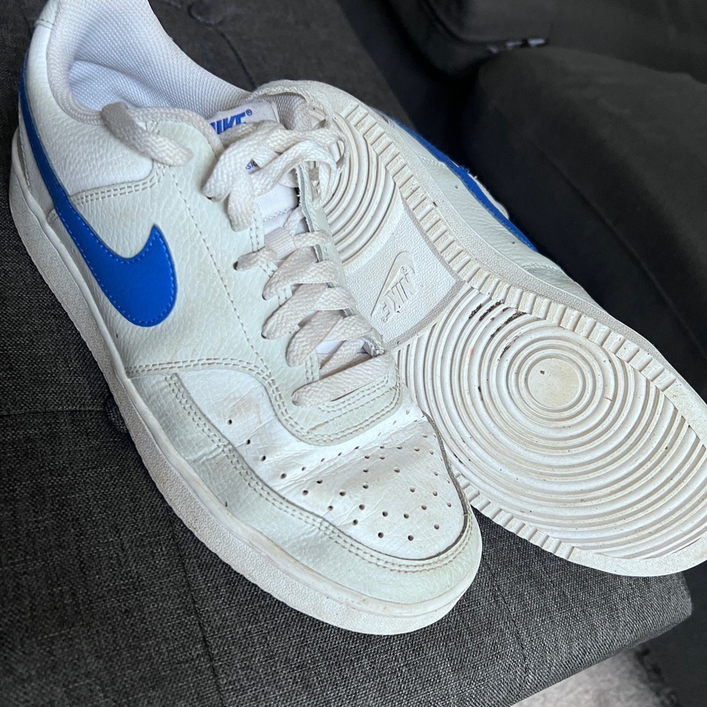 Nike kids White and Blue Sneakers
